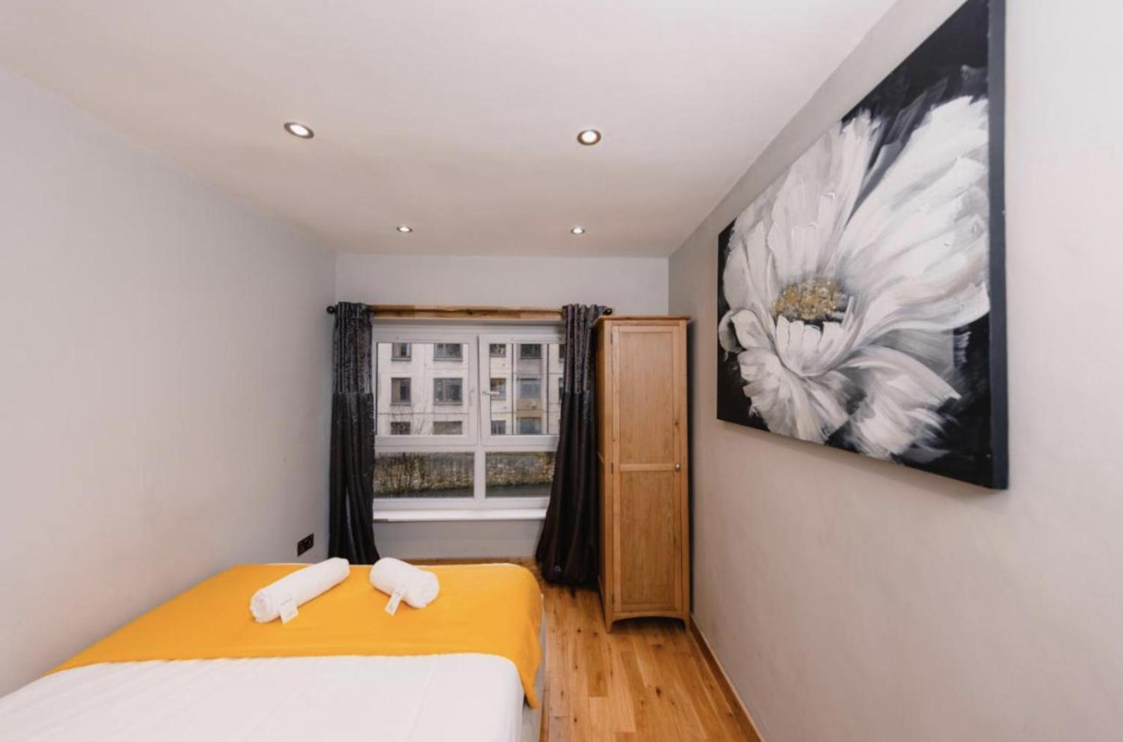 Superb Luxury Apartment By Canal - Central Edinburgh Eksteriør bilde